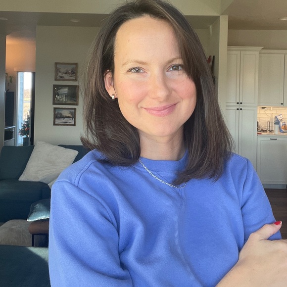 Meet your Posher, Mollie - Picture 1 of 1